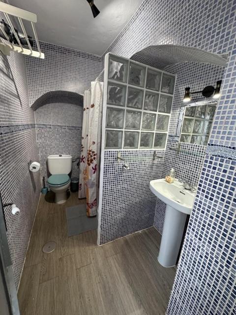 Apartment In Old Town With Roof Terrace And Fibre, Tarifa Extérieur photo