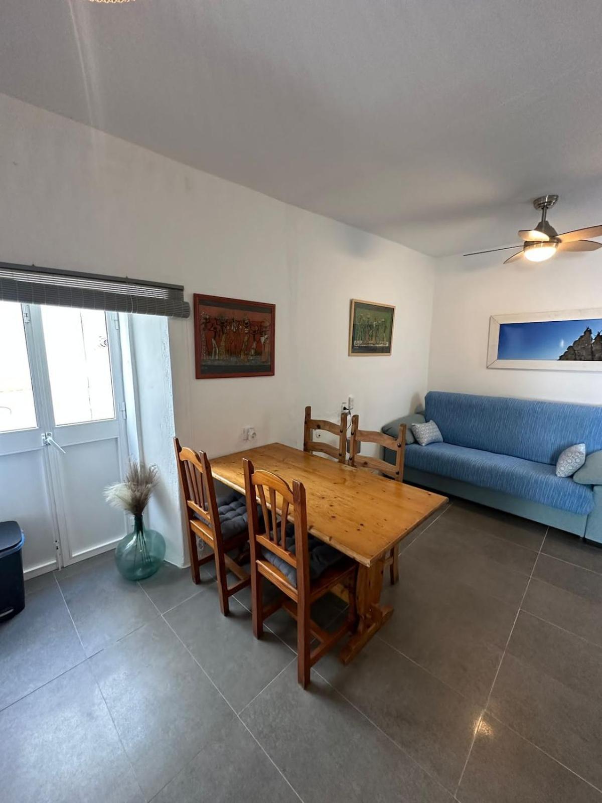 Apartment In Old Town With Roof Terrace And Fibre, Tarifa Extérieur photo